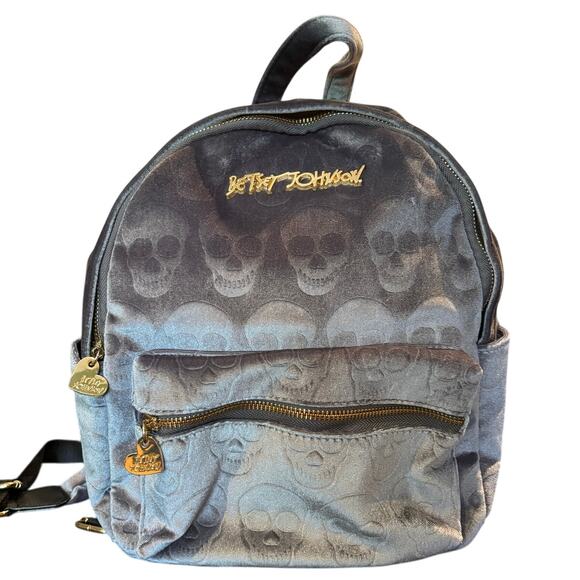 Betsy Johnson Gray Velvet Skull Backpack, EUC - Picture 1 of 7